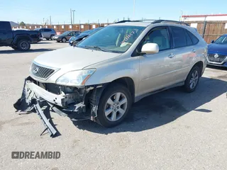 2008 Lexus RX with VIN 2T2HK31U38C057662, listed as a IAAI auction lot 41977657 with 178,847 mi miles. Bid and sale history available at carsss.com. Image 18.