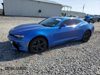 2018 Chevrolet Camaro 1LT z VIN 1G1FB1RS1J0150594, wystawiony jako Copart lot #57486315 z przebiegiem 148 808 mil mil oraz Szkoda całkowita • Salvage title. Historia ofert i sprzedaży dostępna na DreamBid. Obrazek 1.