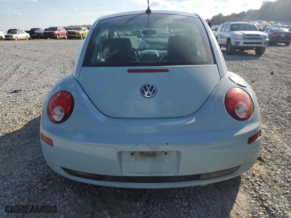 2010 Volkswagen New Beetle Coupe with VIN 3VWRG3AG4AM034180, listed as a Copart auction lot 80042344 with 85,104 mi miles and Salvage Title. Bid and sale history available at carsss.com. Image 6.
