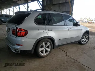 2011 BMW X5 35i with VIN 5UXZV4C5XBLL58438, listed as a Copart auction lot 44363815 with 168,546 mi miles and Clean Title. Bid and sale history available at carsss.com. Image 3.