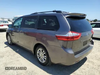 2017 Toyota Sienna XLE Auto Access Seat with VIN 5TDYZ3DC1HS838612, listed as a Copart auction lot 61286525 with 269,050 mi miles and Clean title. Bid and sale history available at DreamBid. Image 2.