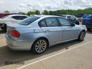 2009 BMW 3 Series 328i z VIN WBAPH73519E127988, wystawiony jako Copart lot #55259935 z przebiegiem Nie podano mil oraz Szkoda całkowita • Salvage title. Historia ofert i sprzedaży dostępna na DreamBid. Obrazek 3.