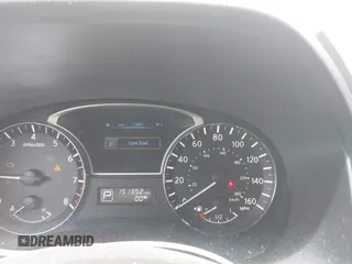 2014 Nissan Pathfinder S with VIN 5N1AR2MM8EC626657, listed as a IAAI auction lot 42655040 with 151,352 mi miles and . Bid and sale history available at DreamBid. Image 7.