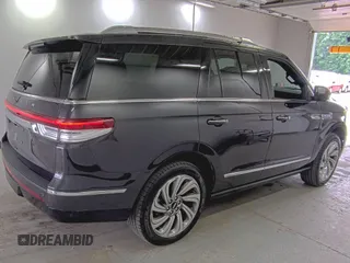 2022 Lincoln Navigator Reserve with VIN 5LMJJ2LT1NEL15170, listed as a IAAI auction lot 42832728 with 45,470 mi miles and . Bid and sale history available at DreamBid. Image 21.