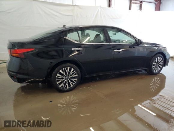 2025 Nissan Altima SV with VIN 1N4BL4DV0SN351130, listed as a Copart auction lot 53142485 with 6,699 mi miles and Clean Title. Bid and sale history available at DreamBid. Image 3.