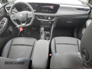 2025 Buick Encore GX Sport Touring с VIN KL4AMDSL2SB028827, выставлен на аукционе Copart как лот 46407335 с пробегом 5 901 миль миль и Списание • Salvage title. История ставок и продаж доступна на DreamBid. Изображение 8.