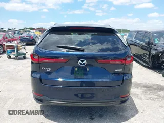 2025 Mazda CX-90 Preferred z VIN JM3KKBHD7S1200318, wystawiony jako IAAI lot #42045306 z przebiegiem 4 886 mil mil oraz . Historia ofert i sprzedaży dostępna na DreamBid. Obrazek 17.