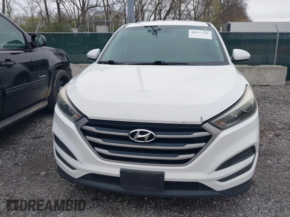 2018 Hyundai Tucson SE with VIN KM8J23A46JU625168, listed as a IAAI auction lot 41877146 with 152,572 mi miles. Bid and sale history available at carsss.com. Image 12.