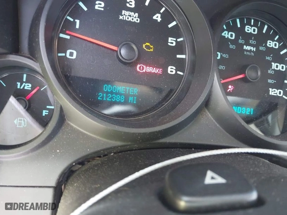 2008 Chevrolet Silverado 1500 LT w/1LT with VIN 2GCEK13C181173196, listed as a IAAI auction lot 41954657 with 212,388 mi miles. Bid and sale history available at carsss.com. Image 7.