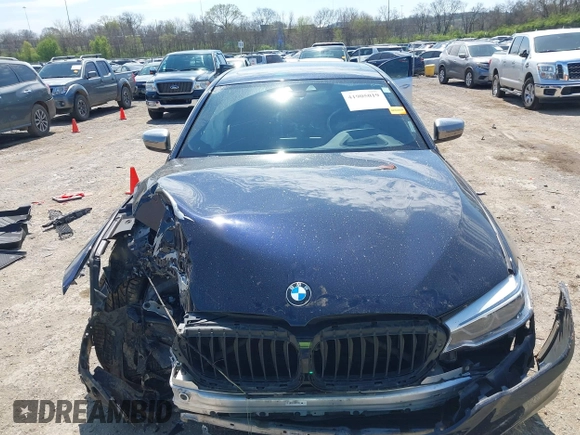 2019 BMW 5 Series M550i xDrive with VIN WBAJB9C51KB288853, listed as a IAAI auction lot 41905019 with Not provided miles and . Bid and sale history available at DreamBid. Image 10.
