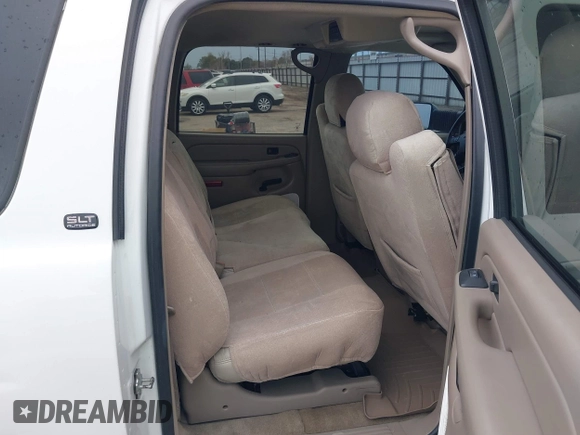 2004 GMC Yukon XL SLT with VIN 3GKGK26G14G213005, listed as a IAAI auction lot 41337600 with 174,730 mi miles. Bid and sale history available at carsss.com. Image 8.