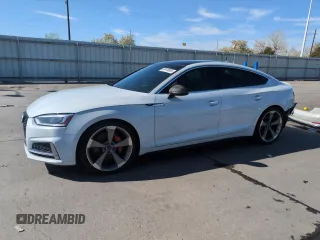2018 Audi S5 Sportback Prestige z VIN WAUC4DF52JA075836, wystawiony jako Copart lot #52418885 z przebiegiem 85 899 mil mil oraz Szkody całkowita. Historia ofert i sprzedaży dostępna na DreamBid. Obrazek 1.