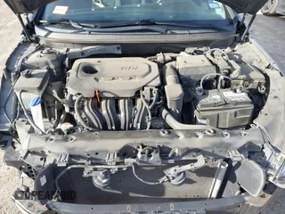 2019 Hyundai Sonata SE with VIN 5NPE24AF0KH774328, listed as a IAAI auction lot 41083370 with 84,196 mi miles and . Bid and sale history available at carsss.com. Image 10.