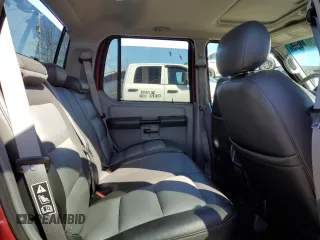 2003 Ford Explorer Sport Trac XLS z VIN 1FMZU77E33UC41095, wystawiony jako Copart lot #49394895 z przebiegiem 98 578 mil mil oraz Szkoda całkowita • Salvage title. Historia ofert i sprzedaży dostępna na DreamBid. Obrazek 10.