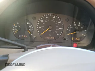 2000 Mercedes-Benz M-Class with VIN 4JGAB54E2YA170332, listed as a Copart auction lot 73206804 with 121,910 mi miles and Non Repairable. Bid and sale history available at carsss.com. Image 9.