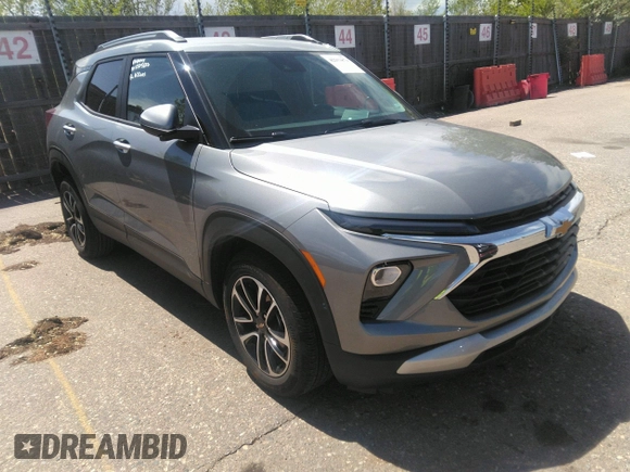 2025 Chevrolet TrailBlazer LT with VIN KL79MPSP1SB126354, listed as a IAAI auction lot 42153879 with 4,810 mi miles and . Bid and sale history available at DreamBid. Image 1.