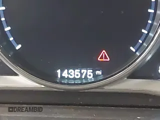 2015 Volvo V60 Cross Country T5 with VIN YV4612HK8F1001602, listed as a IAAI auction lot 41435154 with 143,575 mi miles. Bid and sale history available at carsss.com. Image 16.