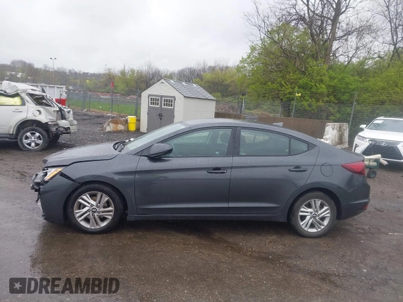 2020 Hyundai Elantra SEL z VIN 5NPD84LF2LH614136, wystawiony jako IAAI lot #42009457 z przebiegiem 71 788 mil mil oraz . Historia ofert i sprzedaży dostępna na DreamBid. Obrazek 14.