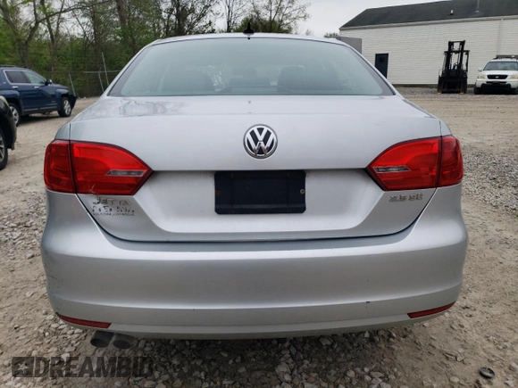 2011 Volkswagen Jetta SE with VIN 3VWDX7AJXBM342565, listed as a Copart auction lot 56193955 with 113,167 mi miles and Salvage title. Bid and sale history available at DreamBid. Image 6.
