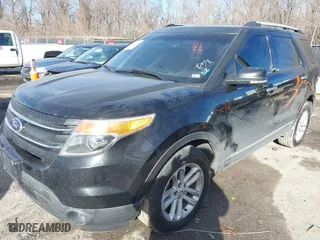 2015 Ford Explorer XLT with VIN 1FM5K8D86FGA99188, listed as a IAAI auction lot 41458270 with 306,971 mi miles. Bid and sale history available at carsss.com. Image 16.