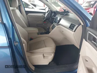2019 Volkswagen Atlas SE with VIN 1V2DR2CA7KC516363, listed as a IAAI auction lot 42097219 with 92,152 mi miles and . Bid and sale history available at DreamBid. Image 5.