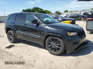 2020 Jeep Grand Cherokee Altitude z VIN 1C4RJEAG5LC379948, wystawiony jako Copart lot #56321505 z przebiegiem 98 060 mil mil oraz Szkoda całkowita • Salvage title. Historia ofert i sprzedaży dostępna na DreamBid. Obrazek 4.