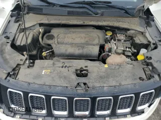 2018 Jeep Compass Latitude with VIN 3C4NJDBB6JT481739, listed as a Copart auction lot 58528565 with 97,788 mi miles and Salvage title. Bid and sale history available at DreamBid. Image 12.
