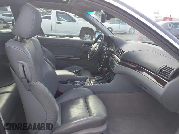 2005 BMW 3 Series 330Ci with VIN WBABD53475PL16418, listed as a IAAI auction lot 41217356 with 158,274 mi miles and . Bid and sale history available at carsss.com. Image 5.