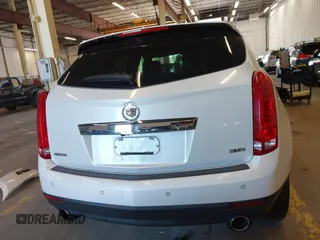 2013 Cadillac SRX Premium Collection с VIN 3GYFNEE33DS574080, выставлен на аукционе IAAI как лот 42166048 с пробегом 109 393 миль миль и . История ставок и продаж доступна на DreamBid. Изображение 17.