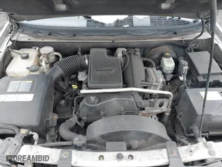 2005 Chevrolet TrailBlazer LT with VIN 1GNDT13S252382322, listed as a IAAI auction lot 41383480 with 220,266 mi miles. Bid and sale history available at carsss.com. Image 10.