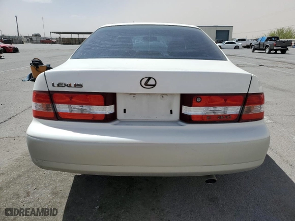 2001 Lexus ES 300 with VIN JT8BF28G810323555, listed as a Copart auction lot 51443125 with 215,346 mi miles and Salvage Title. Bid and sale history available at carsss.com. Image 6.