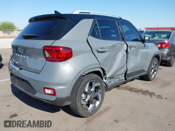 2022 Hyundai Venue SEL with VIN KMHRC8A3XNU182050, listed as a IAAI auction lot 42002955 with 29,089 mi miles and . Bid and sale history available at DreamBid. Image 4.