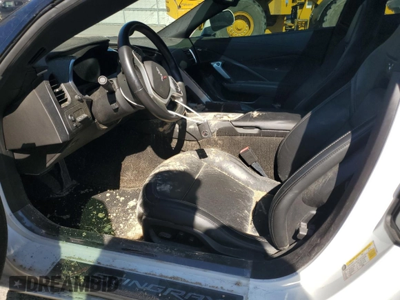 2015 Chevrolet Corvette 2LT with VIN 1G1YD2D7XF5102081, listed as a Copart auction lot 49268095 with 32,256 mi miles and Salvage Title. Bid and sale history available at carsss.com. Image 7.