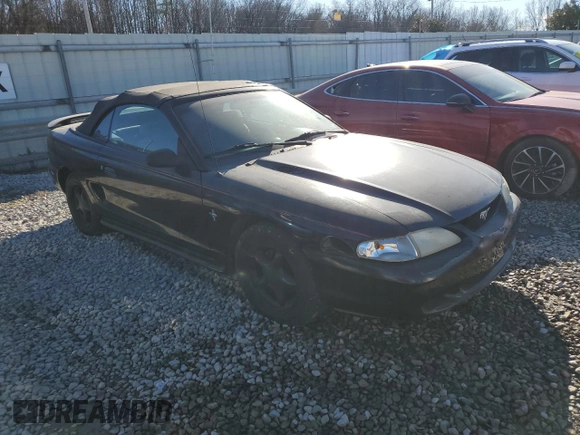 1995 Ford Mustang with VIN 1FALP4448SF190214, listed as a Copart auction lot 88810045 with 215,606 mi miles and Clean title. Bid and sale history available at DreamBid. Image 4.