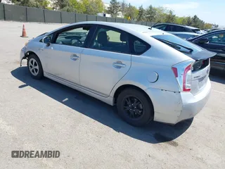 2015 Toyota Prius Four with VIN JTDKN3DU0F0443458, listed as a IAAI auction lot 42086506 with 121,952 mi miles and . Bid and sale history available at DreamBid. Image 3.