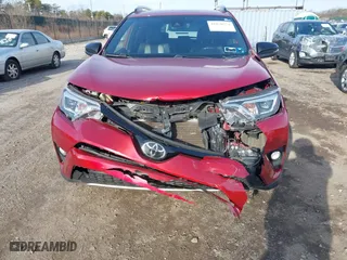 2018 Toyota RAV4 SE with VIN JTMJFREV7JD237235, listed as a IAAI auction lot 41870553 with 116,114 mi miles. Bid and sale history available at carsss.com. Image 12.