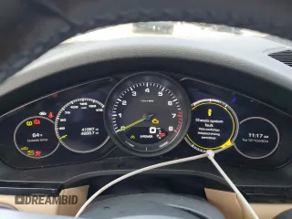 2021 Porsche Cayenne E-Hybrid with VIN WP1AE2AY2MDA24237, listed as a Copart auction lot 84265914 with 41,987 mi miles and Salvage title. Bid and sale history available at DreamBid. Image 9.