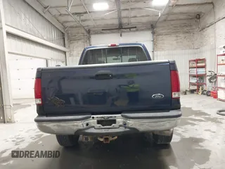 2003 Ford F-350 XL z VIN 1FTSW31P23EC99227, wystawiony jako IAAI lot #41949240 z przebiegiem 157 357 mil mil oraz . Historia ofert i sprzedaży dostępna na DreamBid. Obrazek 16.