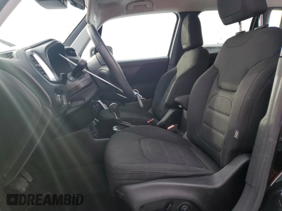 2020 Jeep Renegade Altitude with VIN ZACNJABB7LPL88119, listed as a Copart auction lot 45450135 with 101,600 mi miles and Clean Title. Bid and sale history available at DreamBid. Image 7.