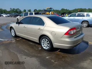 2006 Mercury Milan with VIN 3MEHM07116R633281, listed as a IAAI auction lot 42393137 with 102,806 mi miles and . Bid and sale history available at DreamBid. Image 3.