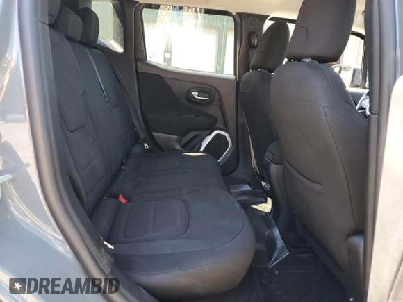 2018 Jeep Renegade Latitude with VIN ZACCJABH8JPH71093, listed as a Copart auction lot 63450115 with 199,366 mi miles and Clean title. Bid and sale history available at DreamBid. Image 11.