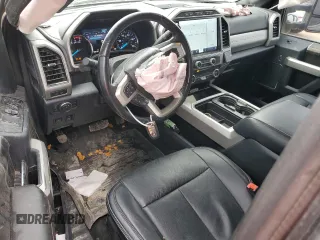 2022 Ford F-350 XL z VIN 1FT8W3BT9NED04979, wystawiony jako Copart lot #87302914 z przebiegiem 92 157 mil mil oraz Szkoda całkowita • Salvage title. Historia ofert i sprzedaży dostępna na DreamBid. Obrazek 8.