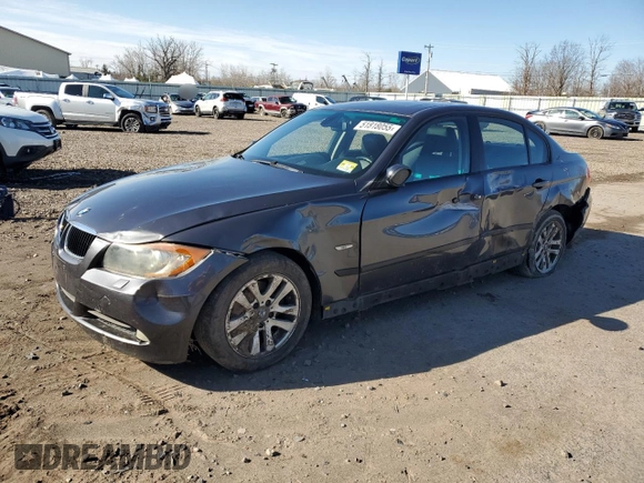 2007 BMW 3 Series 328xi with VIN WBAVC73557KP35114, listed as a Copart auction lot 51818055 with 225,165 mi miles and Salvage title. Bid and sale history available at DreamBid. Image 1.