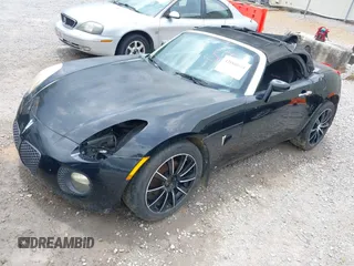 2007 Pontiac Solstice GXP z VIN 1G2MG35X17Y125299, wystawiony jako IAAI lot #42168624 z przebiegiem 123 526 mil mil oraz . Historia ofert i sprzedaży dostępna na DreamBid. Obrazek 2.