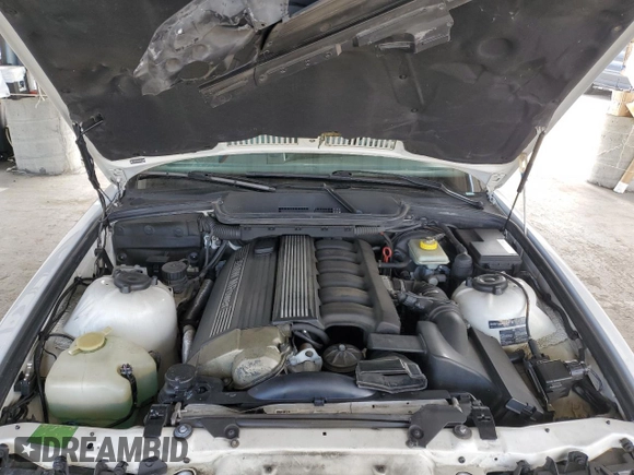 1995 BMW 3 Series M3 z VIN WBSBF9324SEH06950, wystawiony jako Copart lot #60659885 z przebiegiem 121 812 mil mil oraz Szkoda całkowita • Salvage title. Historia ofert i sprzedaży dostępna na DreamBid. Obrazek 11.