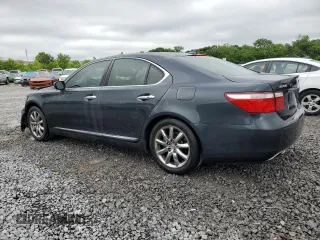 2008 Lexus LS 460 z VIN JTHBL46FX85067866, wystawiony jako Copart lot #56025255 z przebiegiem 218 271 mil mil oraz Szkoda całkowita • Salvage title. Historia ofert i sprzedaży dostępna na DreamBid. Obrazek 2.