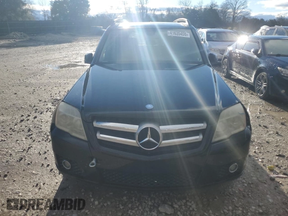 2010 Mercedes-Benz GLK 350 with VIN WDCGG8HB5AF473318, listed as a Copart auction lot 41635455 with 233,965 mi miles and Clean Title. Bid and sale history available at carsss.com. Image 5.
