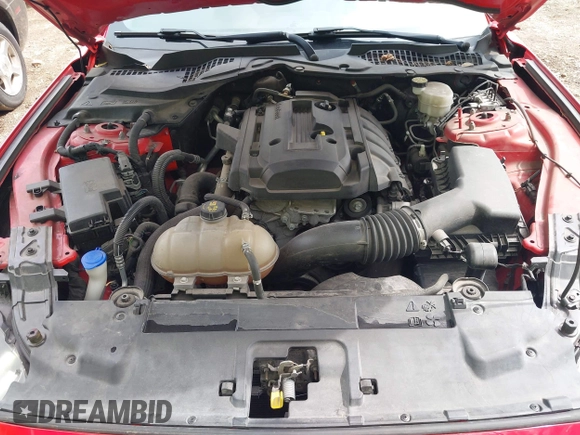 2020 Ford Mustang EcoBoost z VIN 1FA6P8TH2L5122958, wystawiony jako IAAI lot #42151031 z przebiegiem 47 793 mil mil oraz . Historia ofert i sprzedaży dostępna na DreamBid. Obrazek 10.