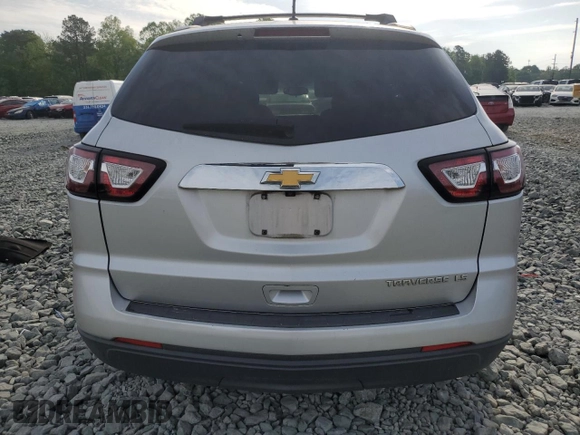 2015 Chevrolet Traverse LS z VIN 1GNKRFKDXFJ156753, wystawiony jako Copart lot #54516265 z przebiegiem 151 487 mil mil oraz Szkoda całkowita • Salvage title. Historia ofert i sprzedaży dostępna na DreamBid. Obrazek 6.
