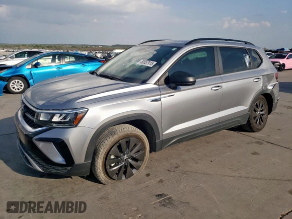 2023 Volkswagen Taos S z VIN 3VVDX7B22PM381573, wystawiony jako Copart lot #50557915 z przebiegiem 19 313 mil mil oraz Szkoda całkowita • Salvage title. Historia ofert i sprzedaży dostępna na DreamBid. Obrazek 1.
